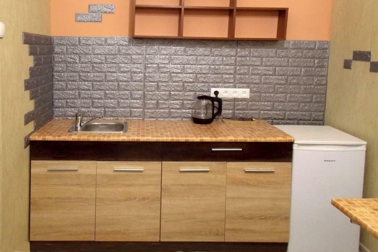 Apartment At Teodora Sqr Lviv Eksteriør bilde